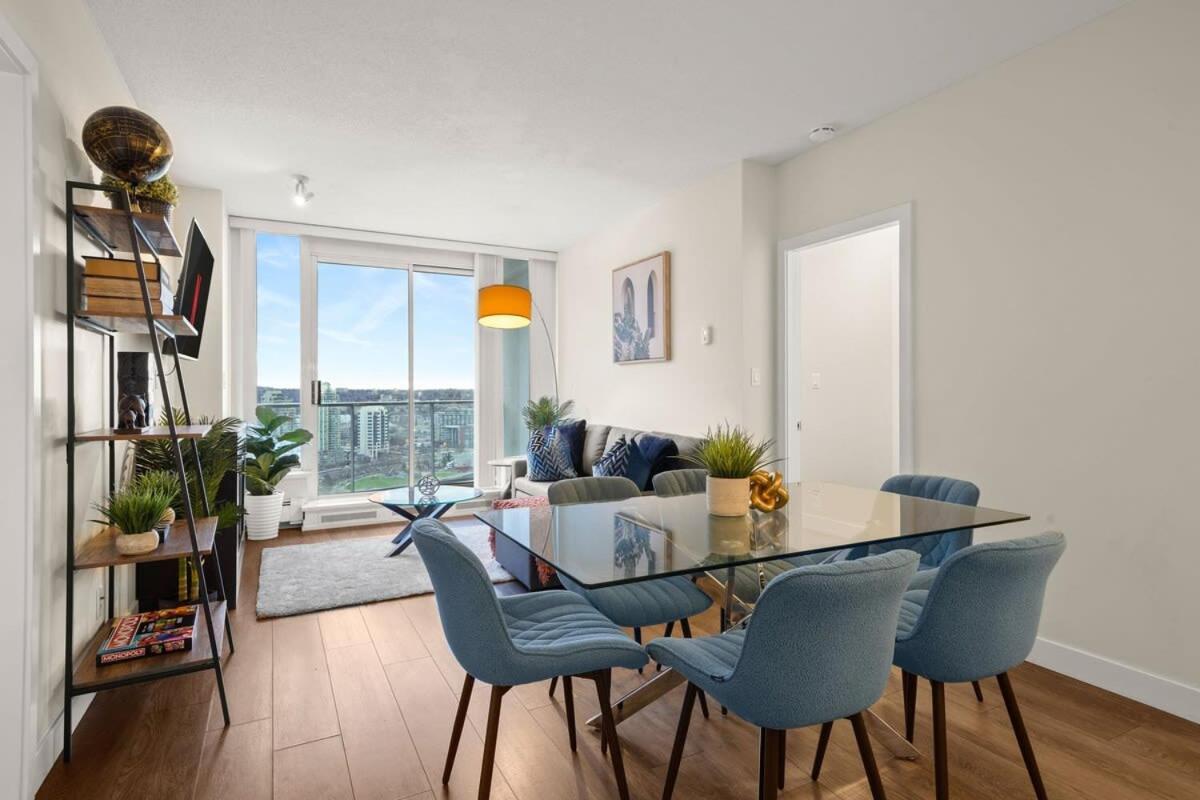 Dazzling Condo By Stadium Downtown With Free Parking Vancouver Exterior foto